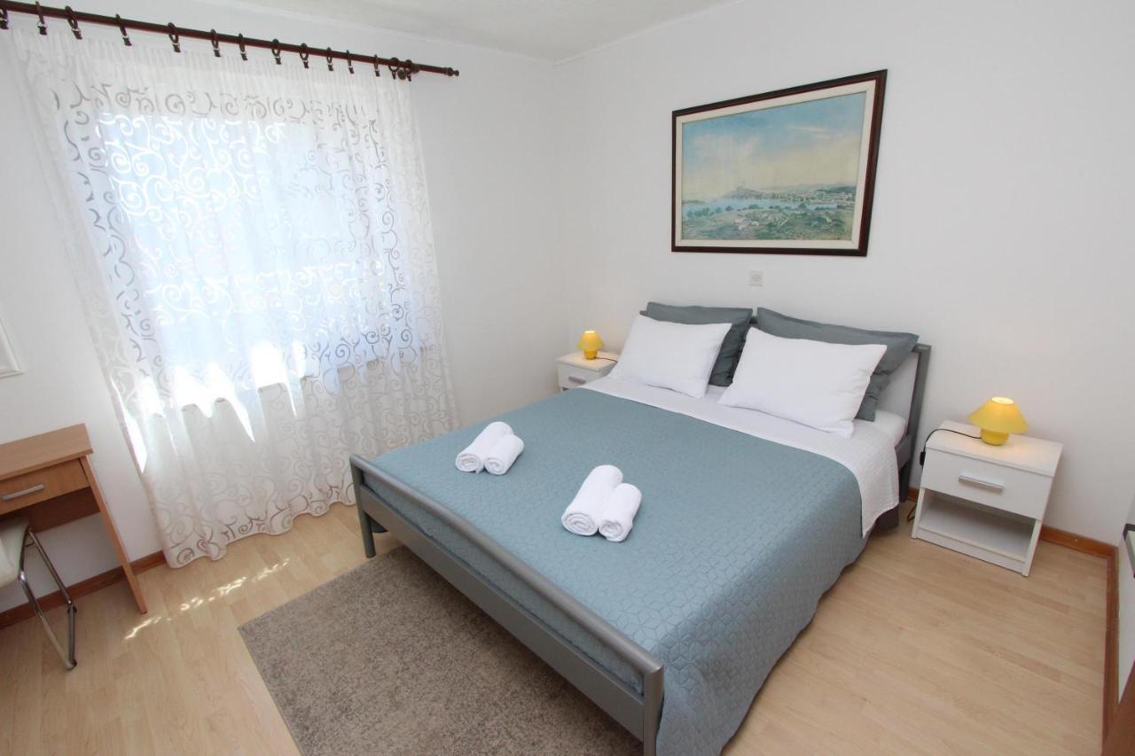 Apartments Knezovic Rovinj Extérieur photo