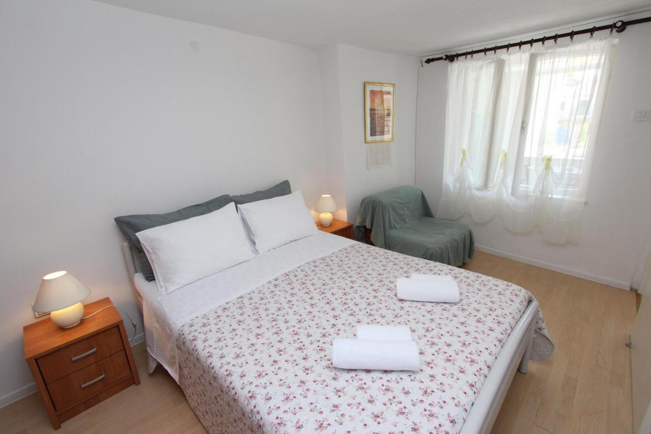 Apartments Knezovic Rovinj Extérieur photo